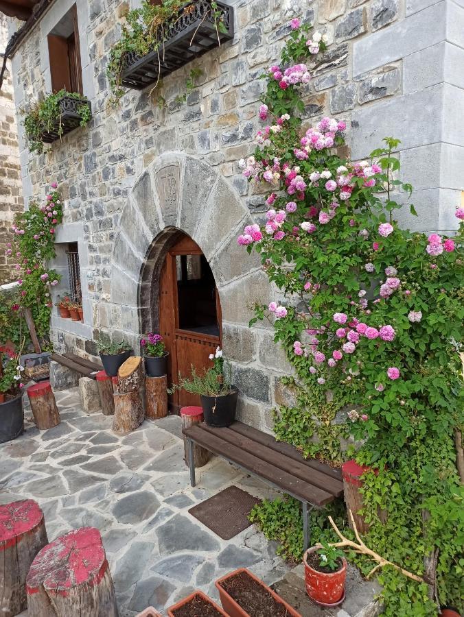 Casa Rural Elurkoia Isaba Eksteriør bilde